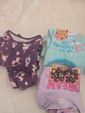 2T Girls PJ Sets